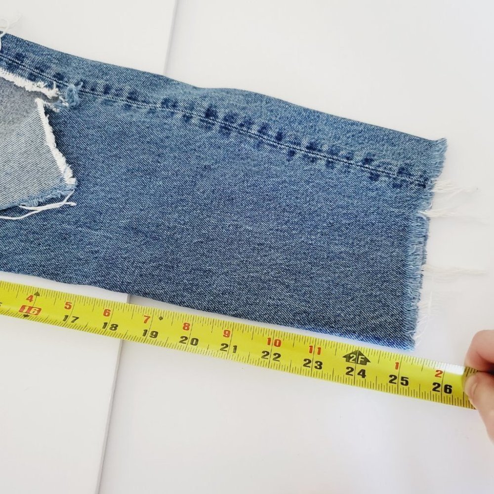 Grlfrnd Jeans Karolina Mom High Rise Distressed Rigid Denim Blue 26 - Picture 14 of 14